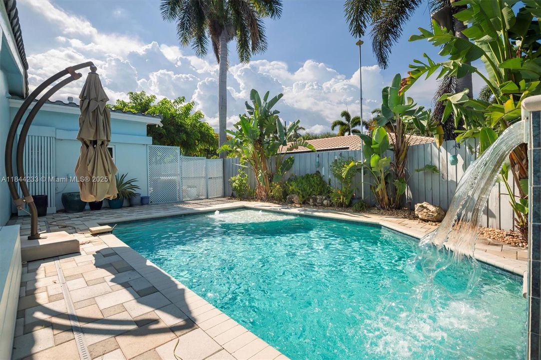 Recently Sold: $849,000 (3 beds, 2 baths, 1503 Square Feet)