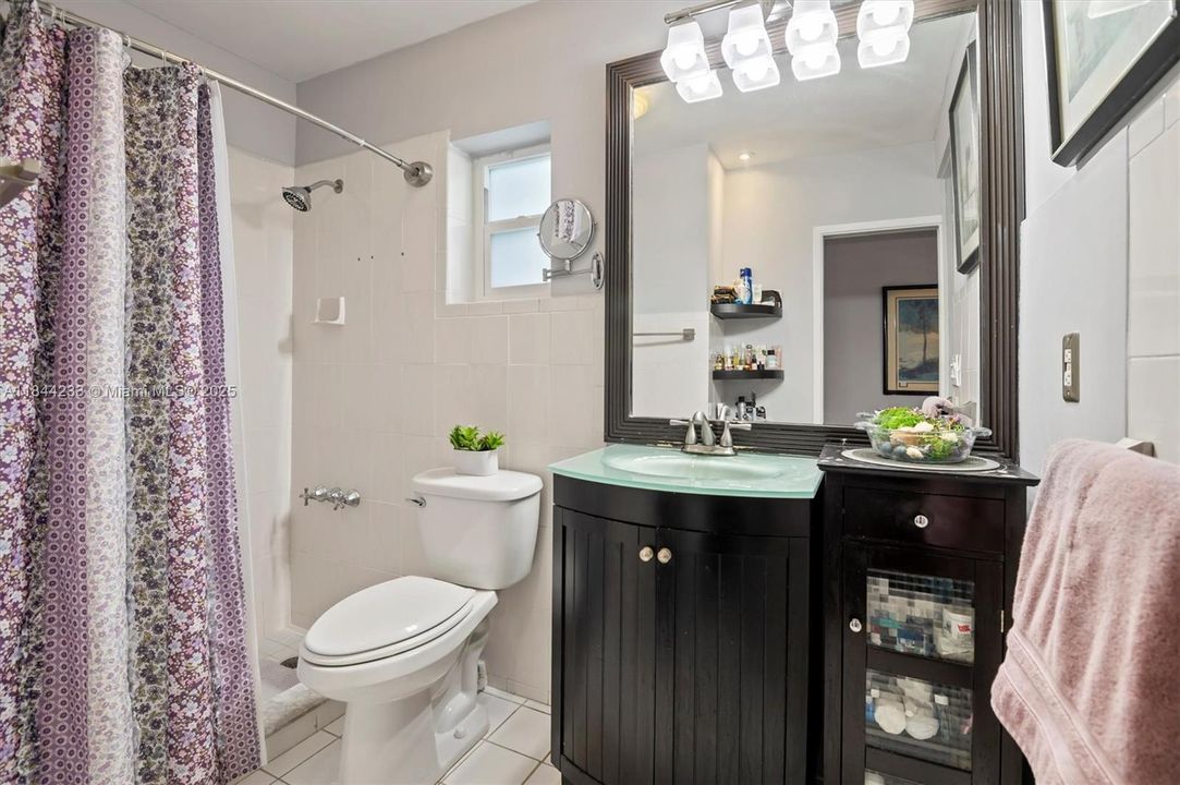 Recently Sold: $849,000 (3 beds, 2 baths, 1503 Square Feet)