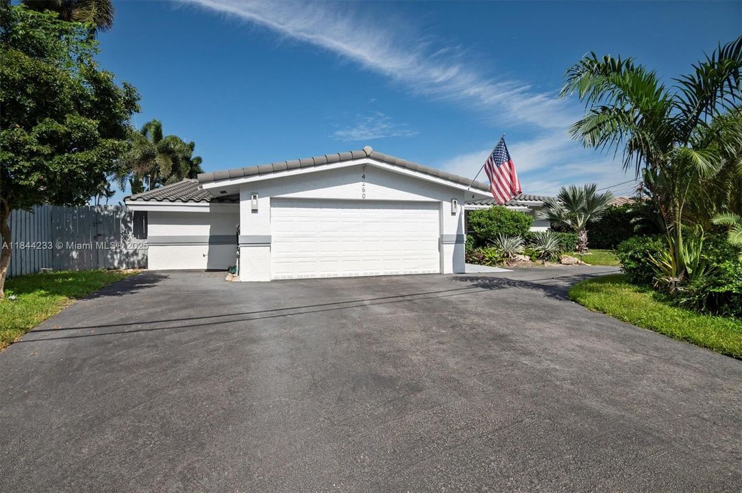 Recently Sold: $849,000 (3 beds, 2 baths, 1503 Square Feet)