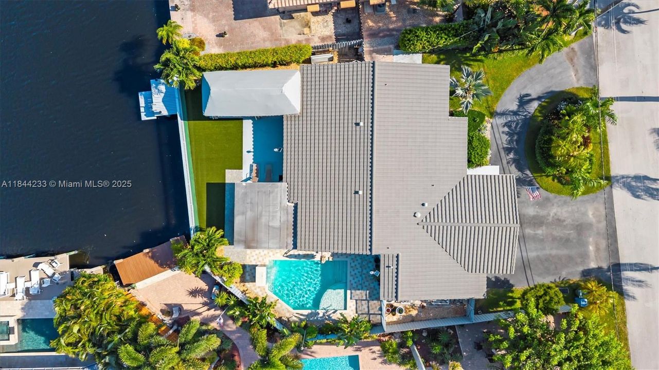 Recently Sold: $849,000 (3 beds, 2 baths, 1503 Square Feet)