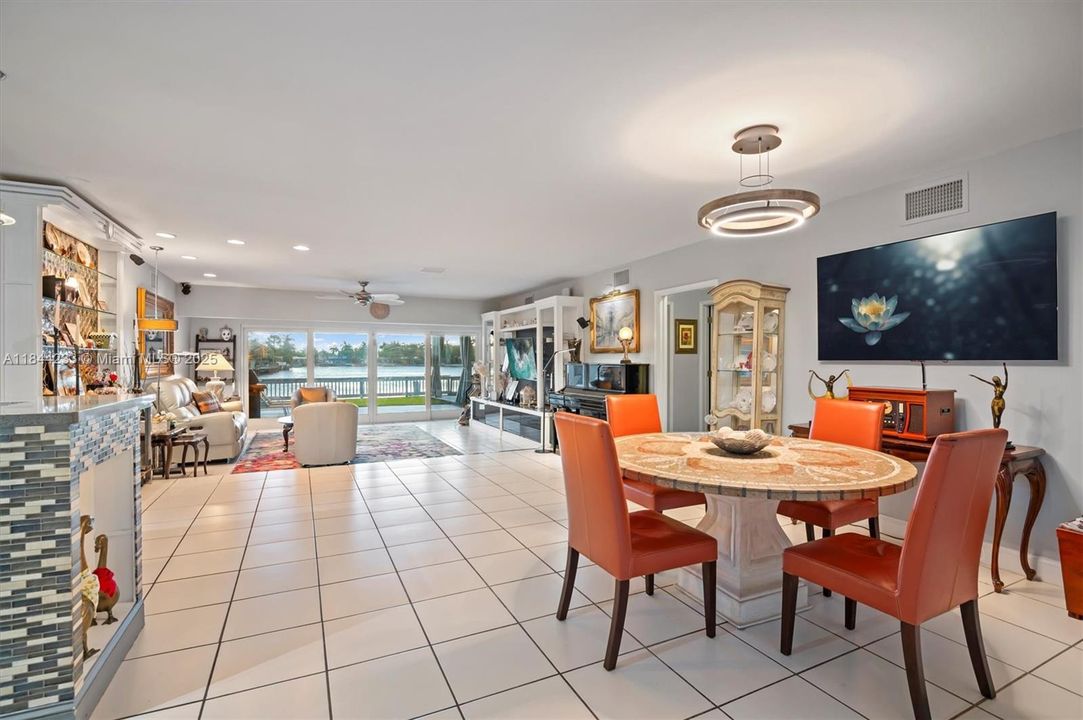 Recently Sold: $849,000 (3 beds, 2 baths, 1503 Square Feet)