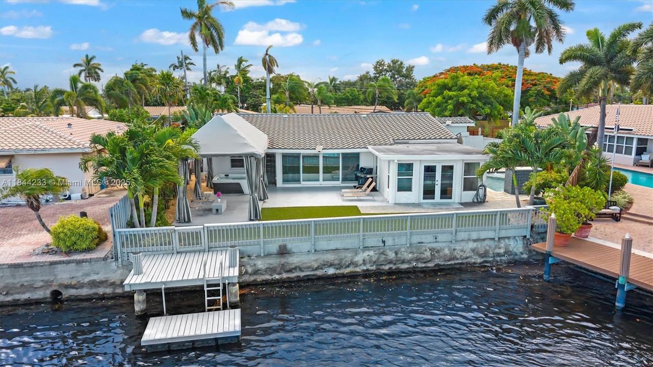 Recently Sold: $849,000 (3 beds, 2 baths, 1503 Square Feet)