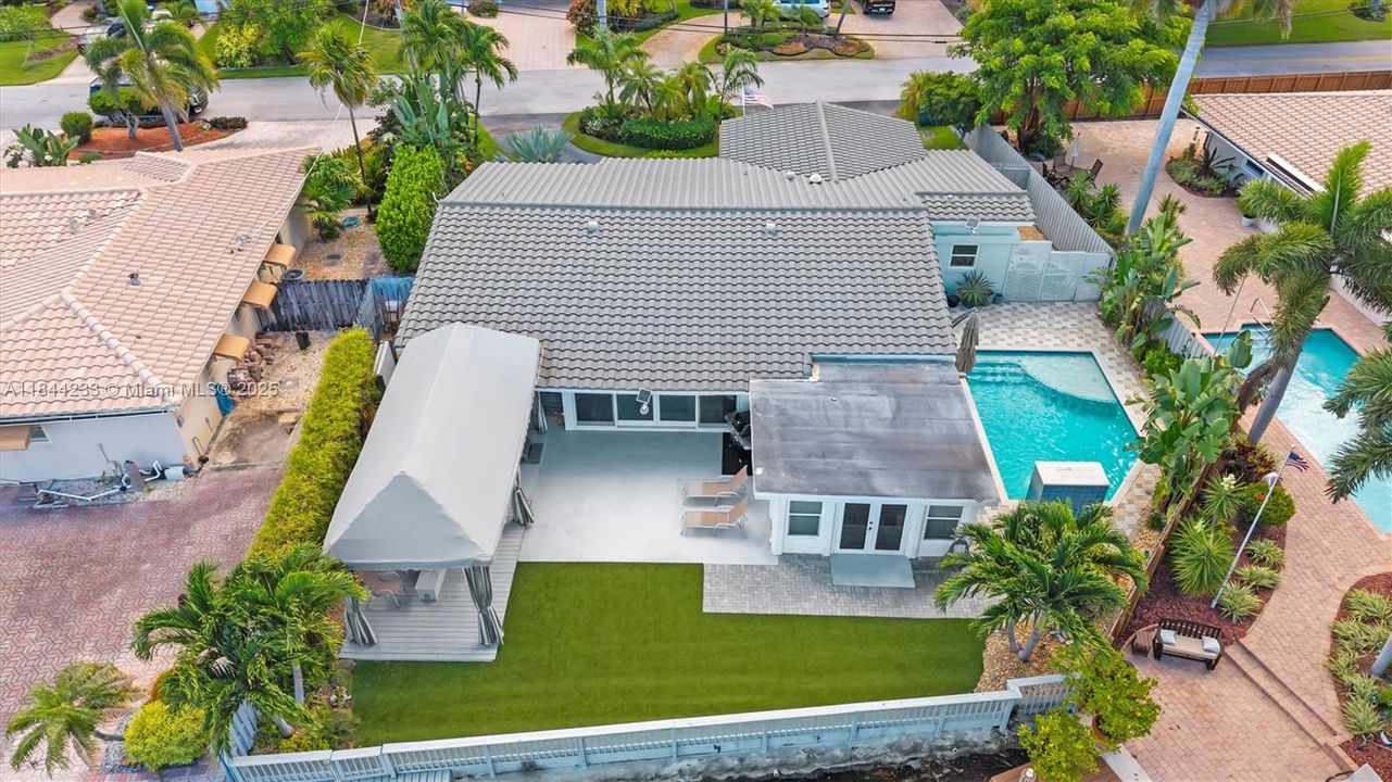 Recently Sold: $849,000 (3 beds, 2 baths, 1503 Square Feet)