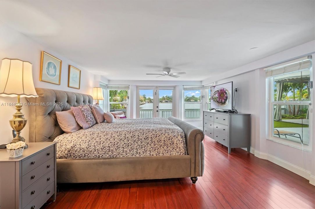 Recently Sold: $849,000 (3 beds, 2 baths, 1503 Square Feet)