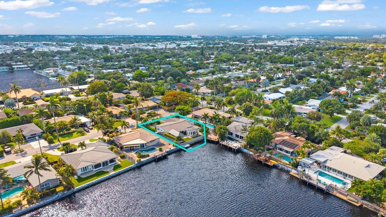 Recently Sold: $849,000 (3 beds, 2 baths, 1503 Square Feet)