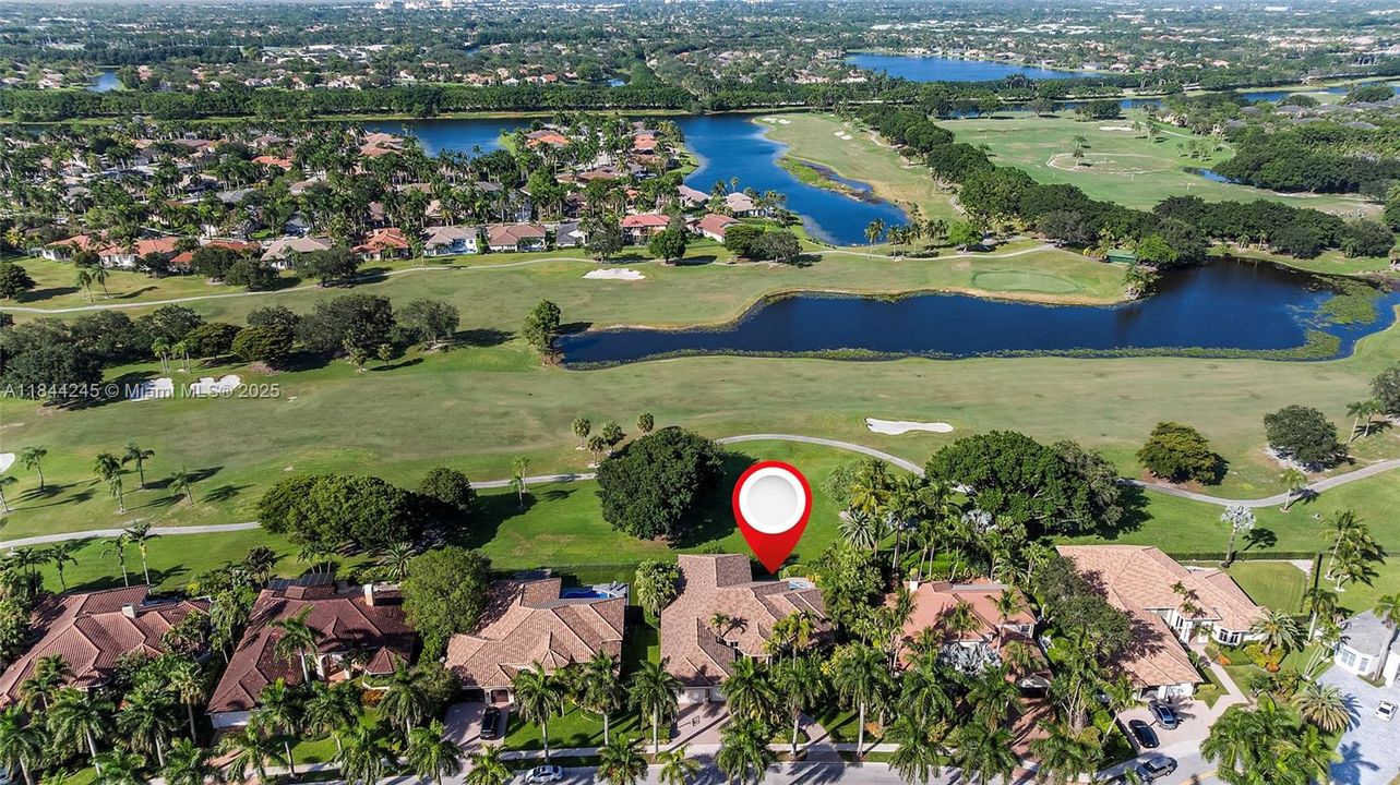 Active With Contract: $2,650,000 (5 beds, 4 baths, 4085 Square Feet)