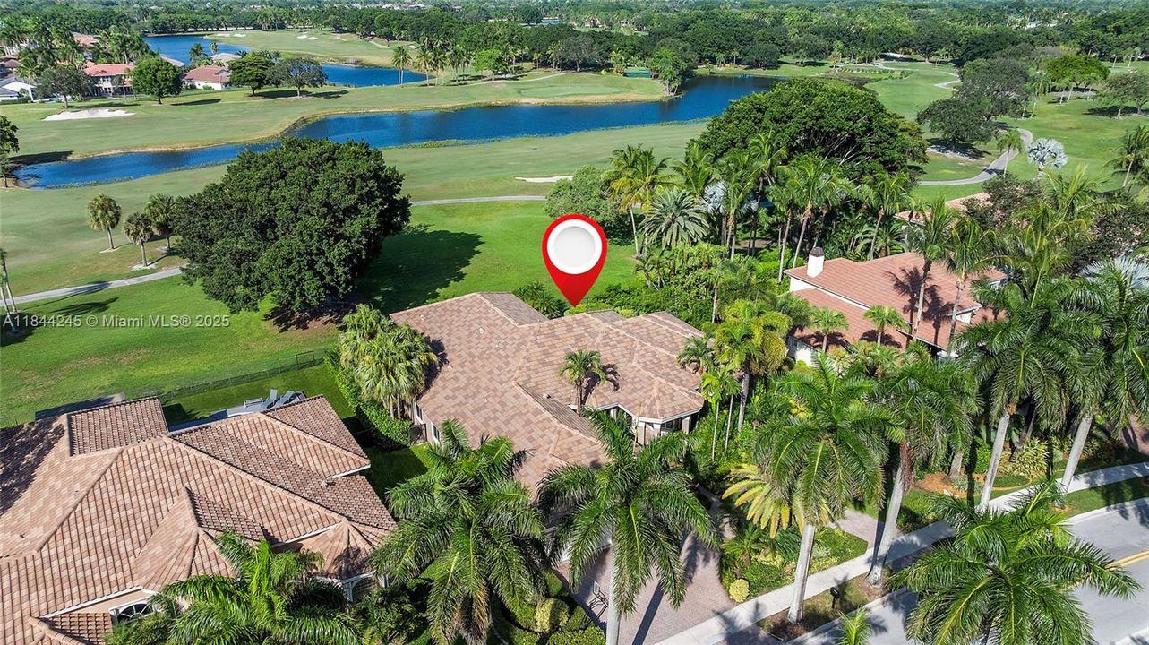 Active With Contract: $2,650,000 (5 beds, 4 baths, 4085 Square Feet)