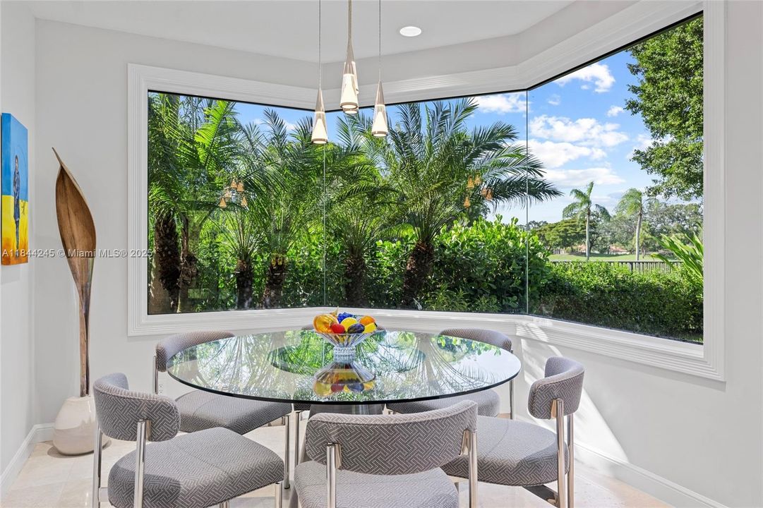 Active With Contract: $2,650,000 (5 beds, 4 baths, 4085 Square Feet)