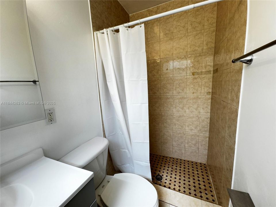 Недавно арендовано: $2,800 (3 спален, 2 ванн, 1250 Квадратных фут)