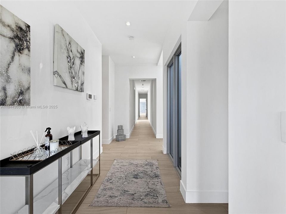 For Sale: $2,700,000 (4 beds, 5 baths, 3389 Square Feet)