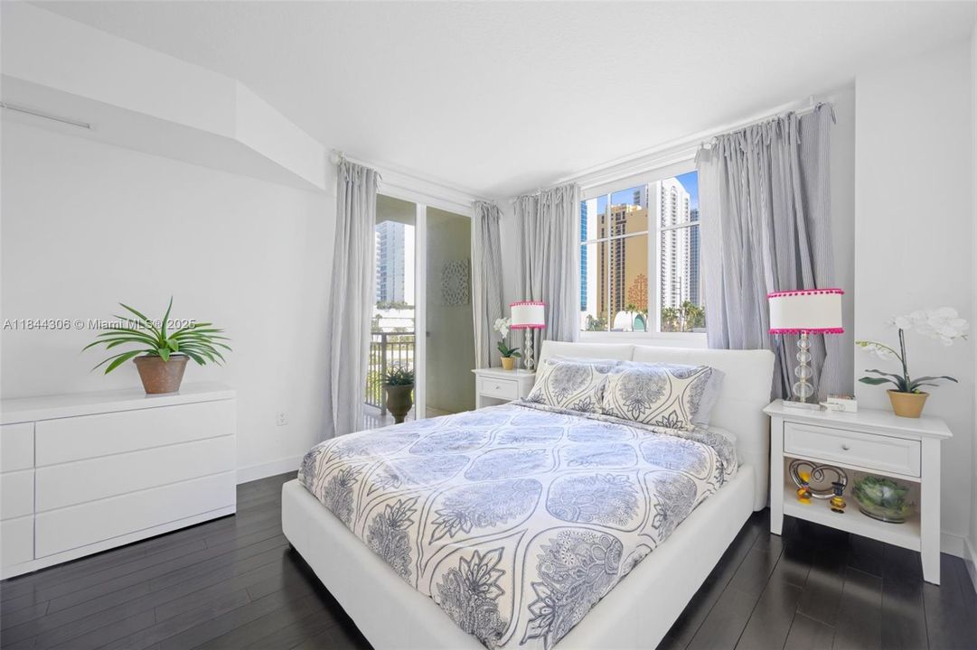 待售: $1,140,000 (3 贝兹, 2 浴室, 1849 平方英尺)