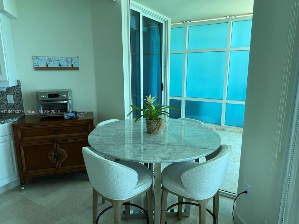 For Sale: $2,200,000 (2 beds, 2 baths, 1870 Square Feet)