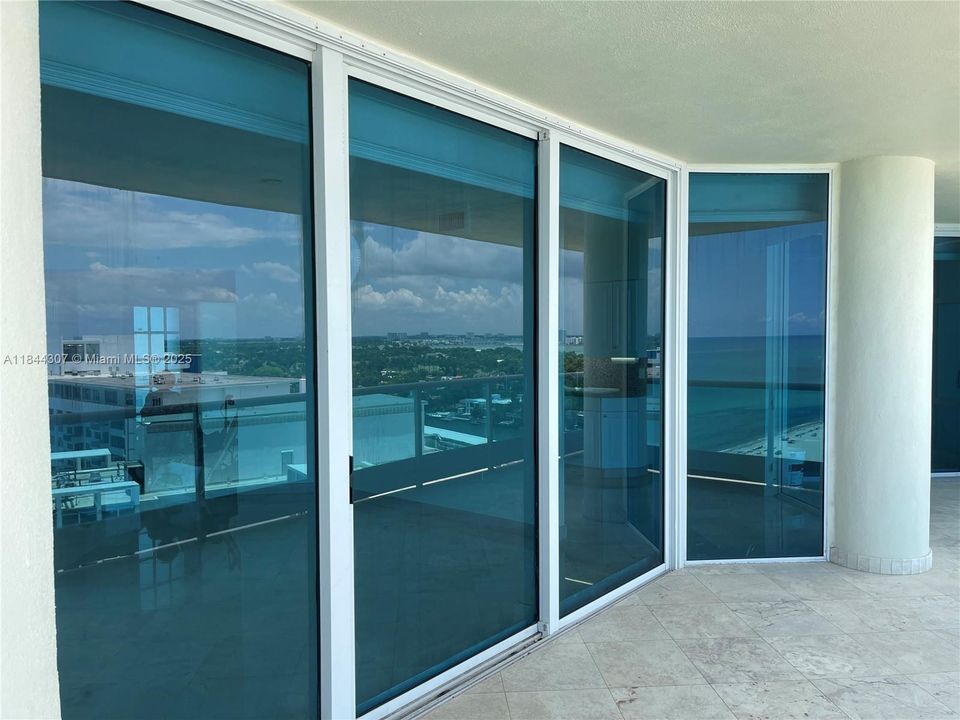 For Sale: $2,200,000 (2 beds, 2 baths, 1870 Square Feet)