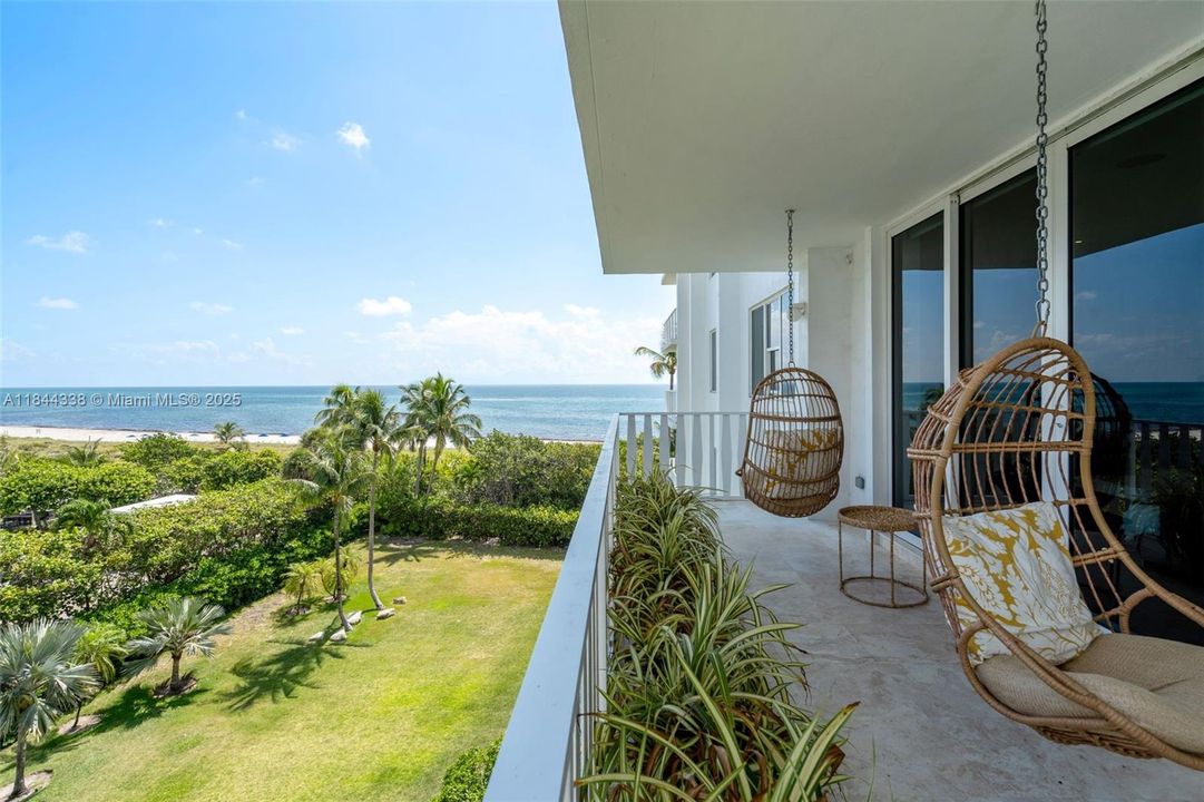 For Sale: $990,000 (1 beds, 1 baths, 1225 Square Feet)