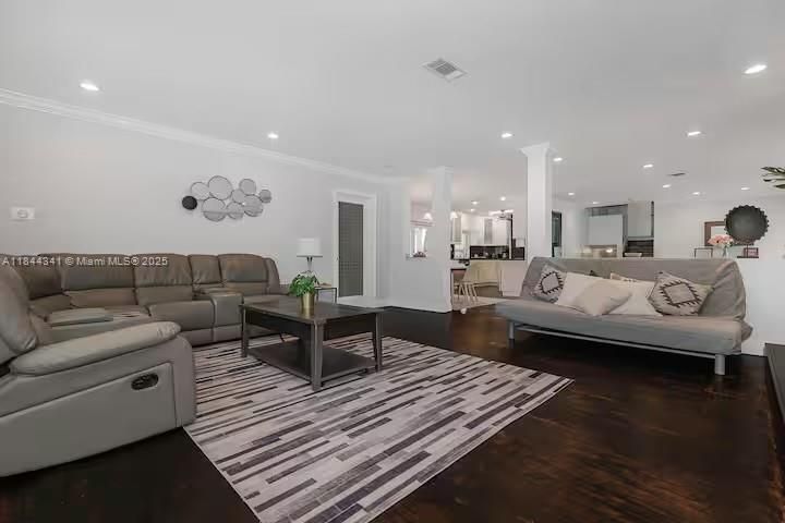 На продажу: $1,550,000 (4 спален, 3 ванн, 2383 Квадратных фут)