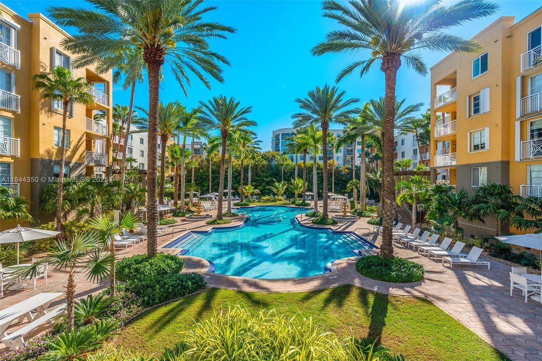 Recently Sold: $1,170,000 (3 beds, 2 baths, 1300 Square Feet)