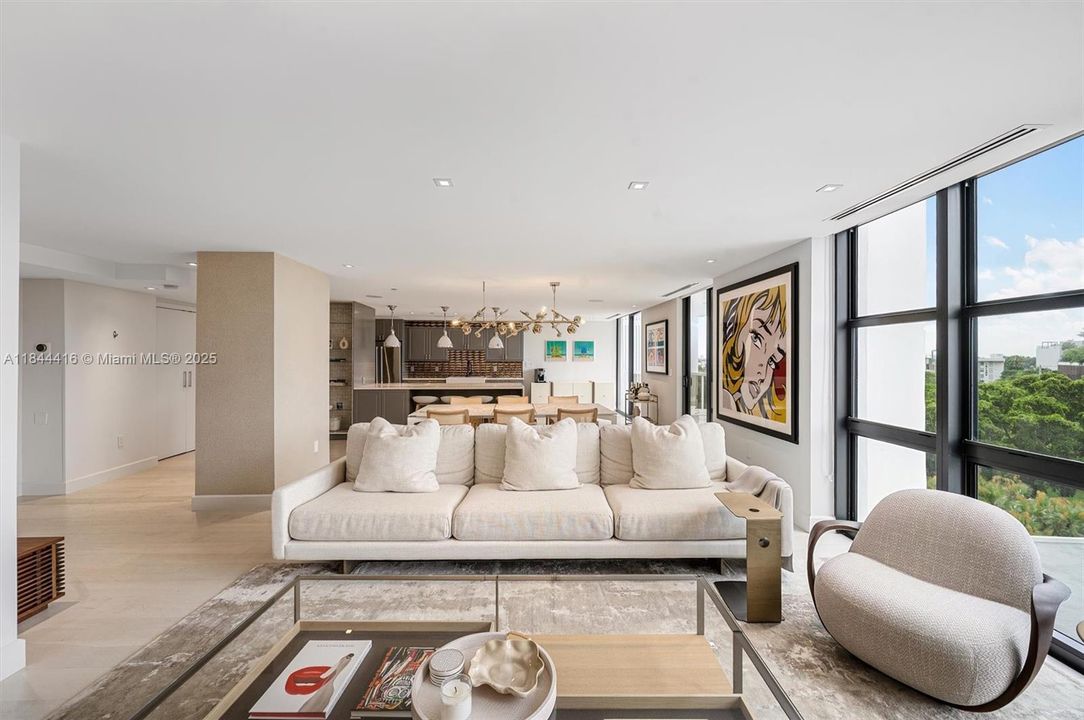 En Venta: $2,595,000 (3 camas, 3 baños, 2388 Pies cuadrados)