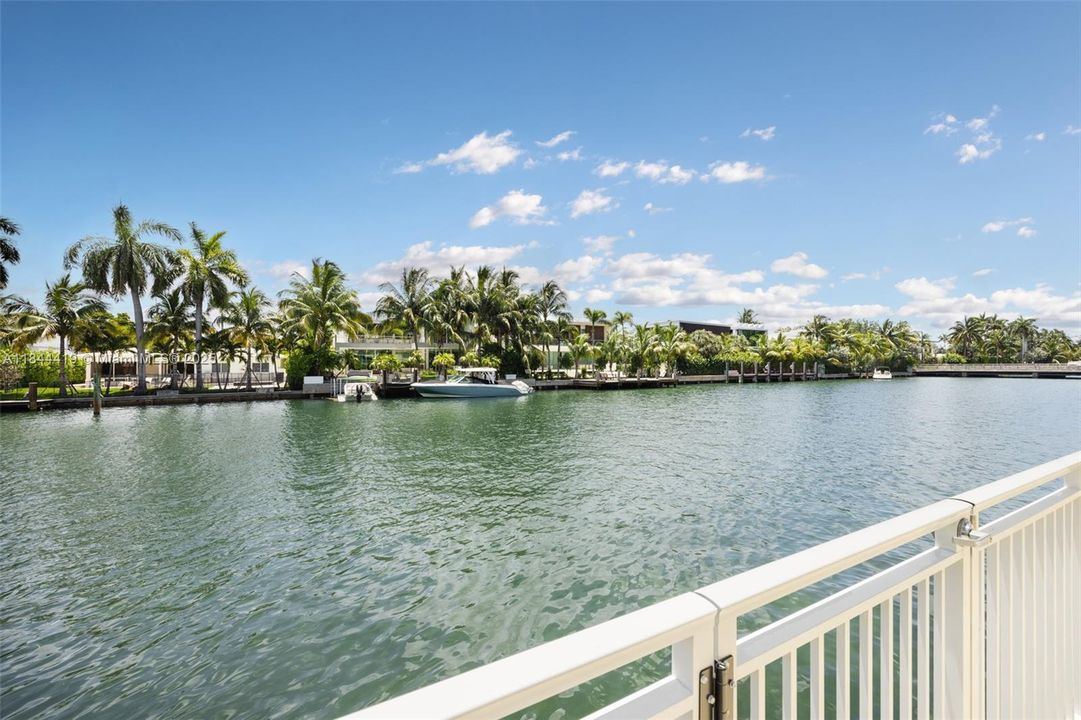 En Venta: $550,000 (1 camas, 1 baños, 975 Pies cuadrados)