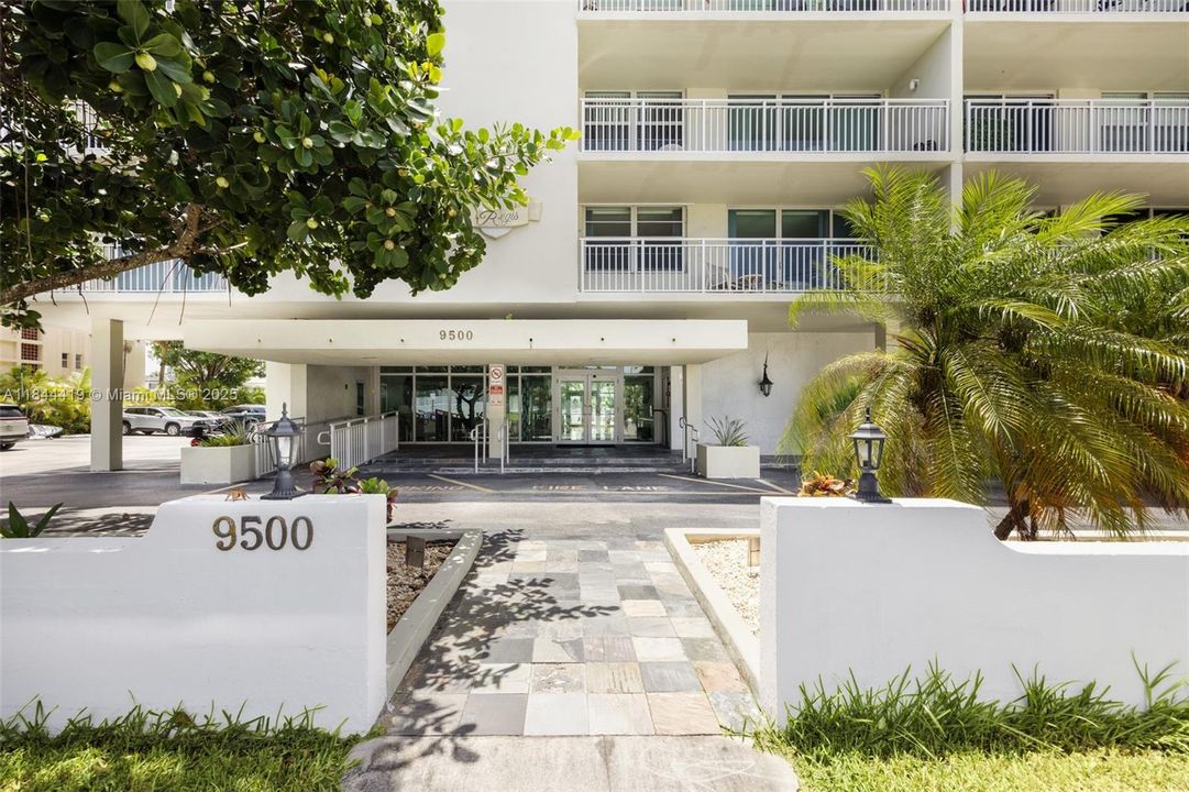 En Venta: $550,000 (1 camas, 1 baños, 975 Pies cuadrados)