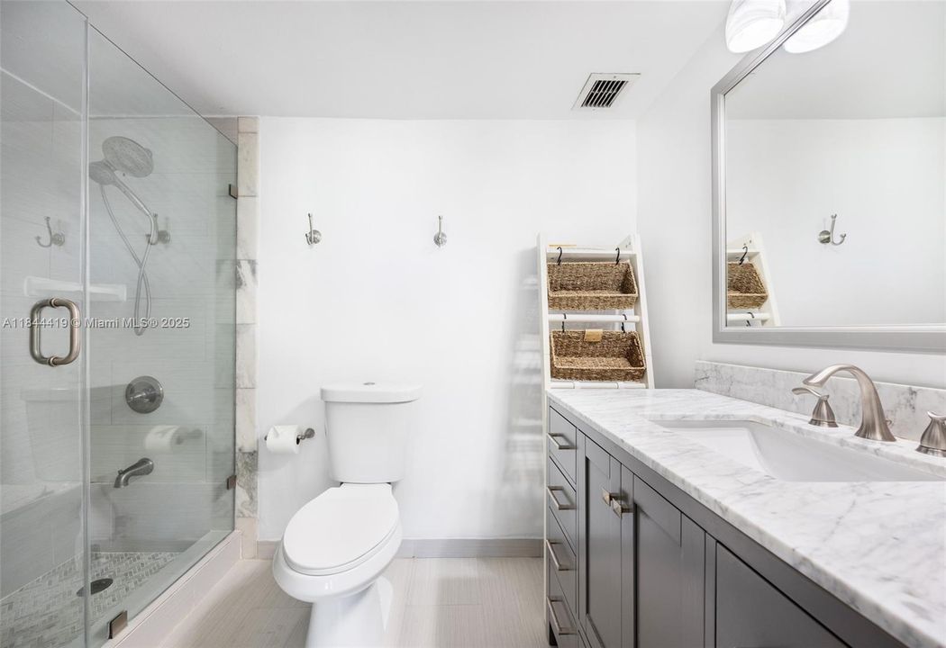 En Venta: $550,000 (1 camas, 1 baños, 975 Pies cuadrados)