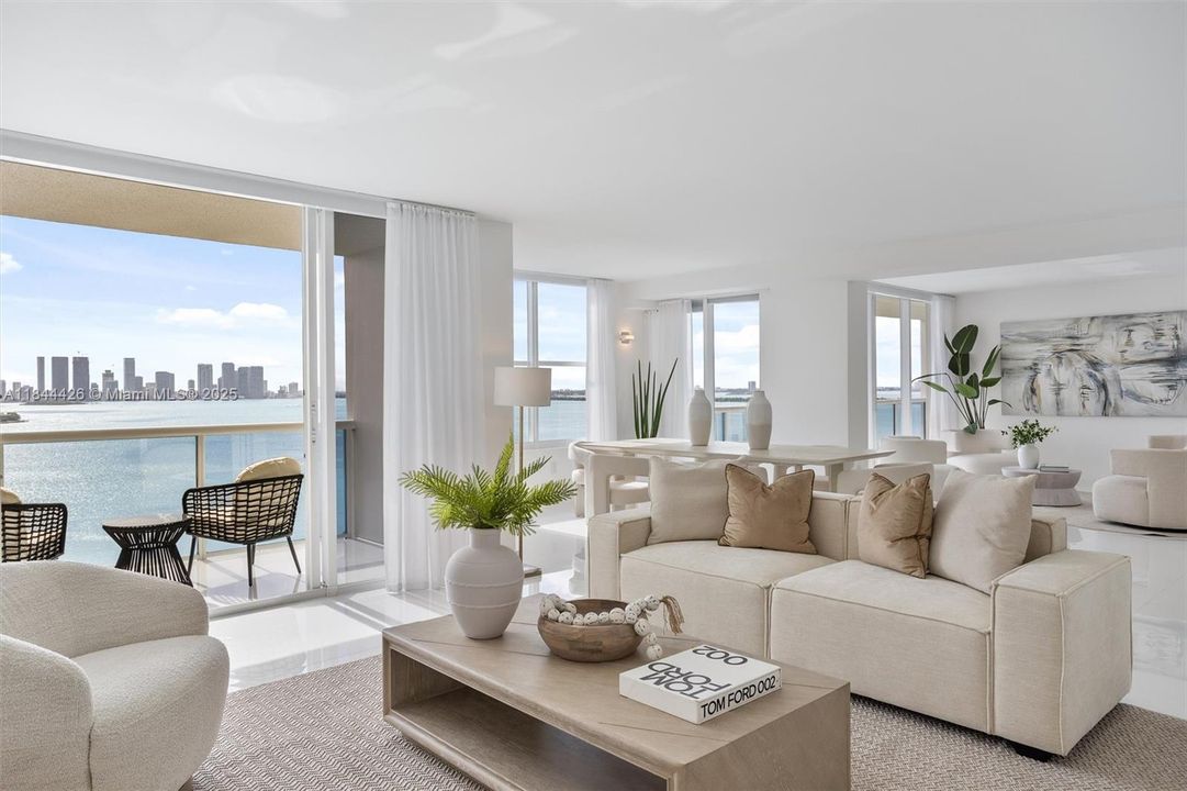 合同活跃: $3,500,000 (3 贝兹, 3 浴室, 2246 平方英尺)