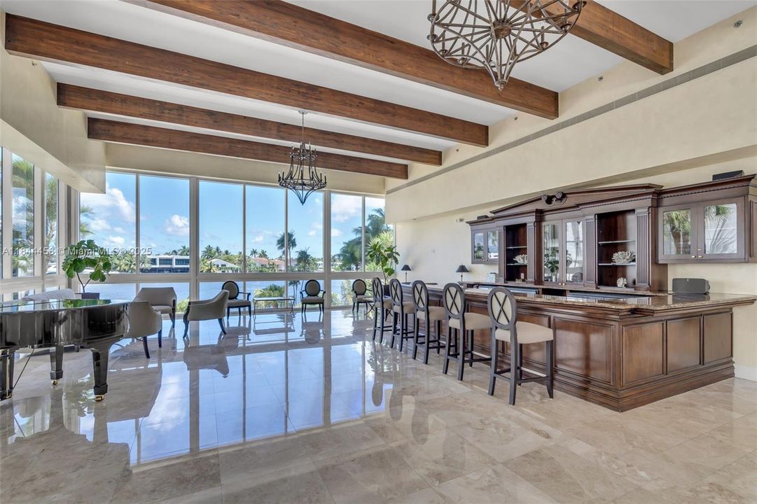 待售: $3,900,000 (6 贝兹, 7 浴室, 6526 平方英尺)