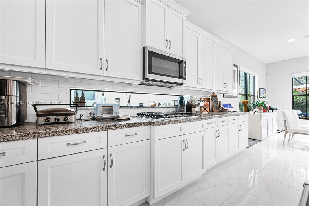 Recently Rented: $6,699 (4 beds, 3 baths, 2774 Square Feet)