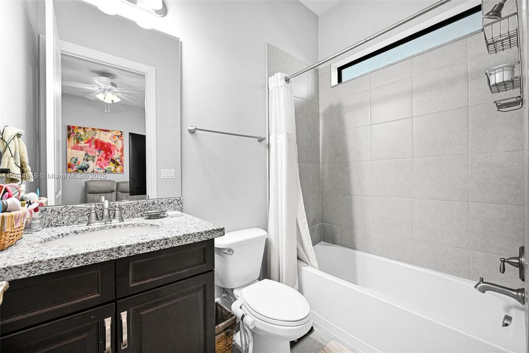 Recently Rented: $6,699 (4 beds, 3 baths, 2774 Square Feet)