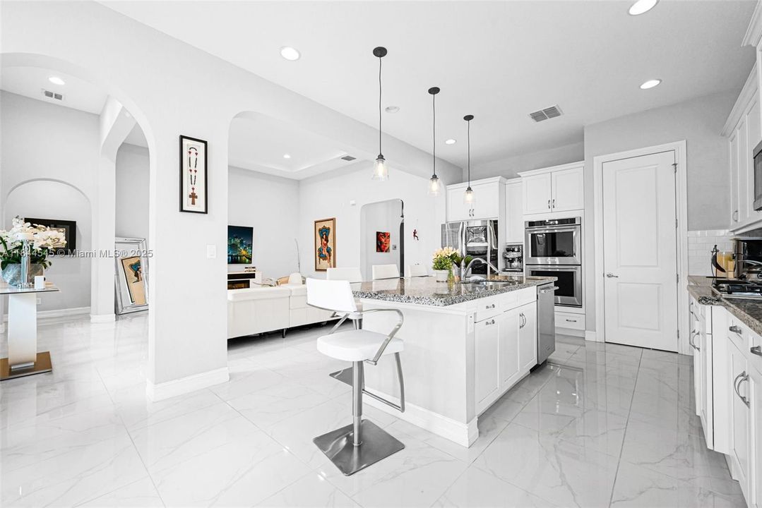 Recently Rented: $6,699 (4 beds, 3 baths, 2774 Square Feet)