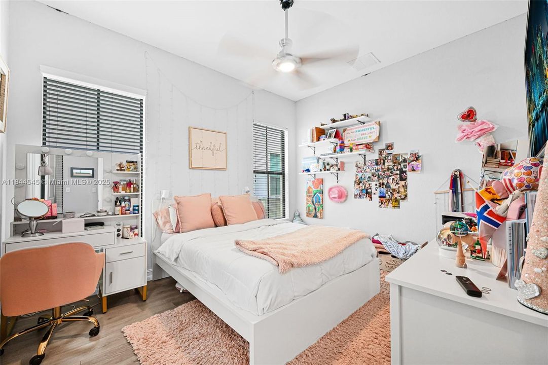 Recently Rented: $6,699 (4 beds, 3 baths, 2774 Square Feet)