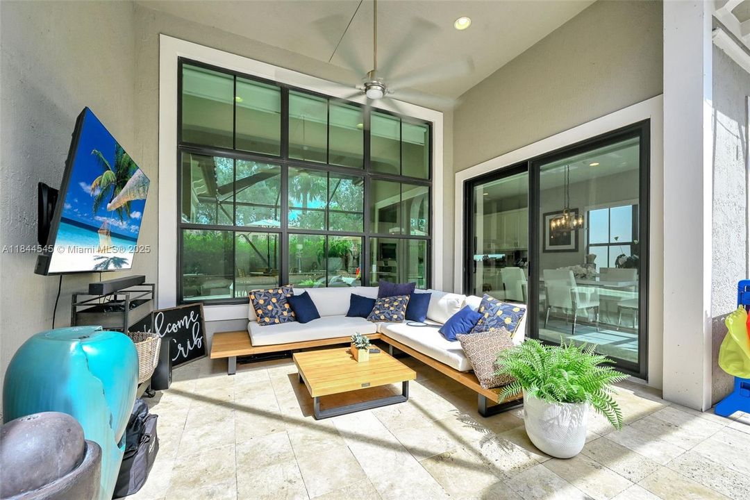 Recently Rented: $6,699 (4 beds, 3 baths, 2774 Square Feet)