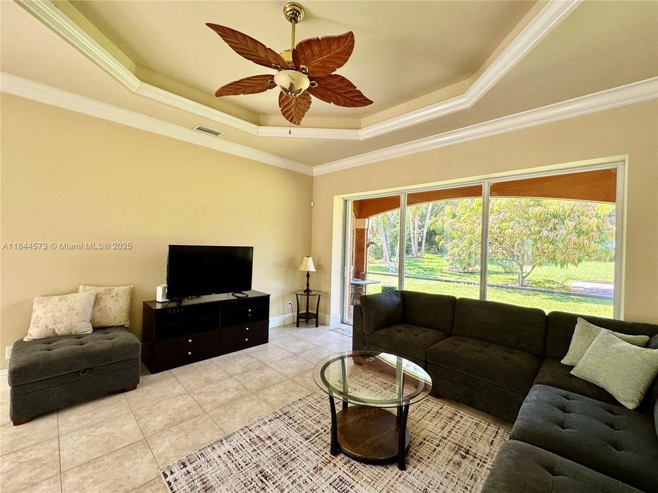 For Rent: $5,500 (3 beds, 3 baths, 1804 Square Feet)