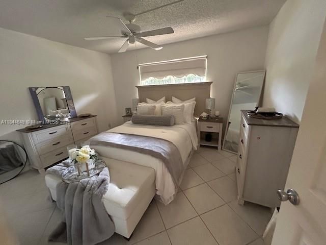 Active With Contract: $299,000 (2 beds, 2 baths, 0 Square Feet)