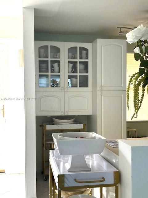 Active With Contract: $299,000 (2 beds, 2 baths, 0 Square Feet)