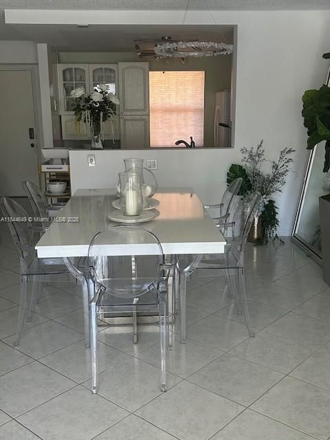 Active With Contract: $299,000 (2 beds, 2 baths, 0 Square Feet)