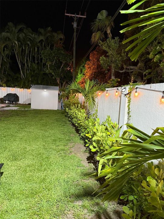 Recently Rented: $6,000 (4 beds, 2 baths, 1954 Square Feet)