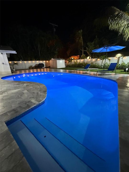 Recently Rented: $6,000 (4 beds, 2 baths, 1954 Square Feet)