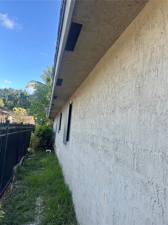 En Venta: $499,900 (4 camas, 2 baños, 1376 Pies cuadrados)