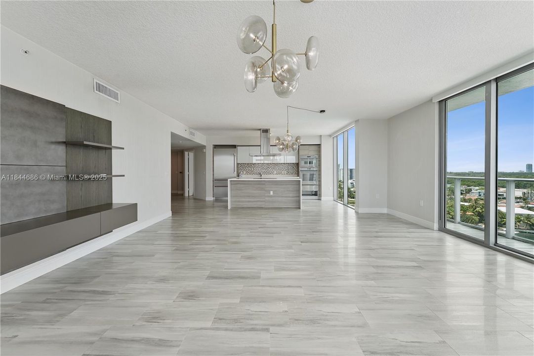 For Sale: $1,500,000 (3 beds, 3 baths, 1892 Square Feet)