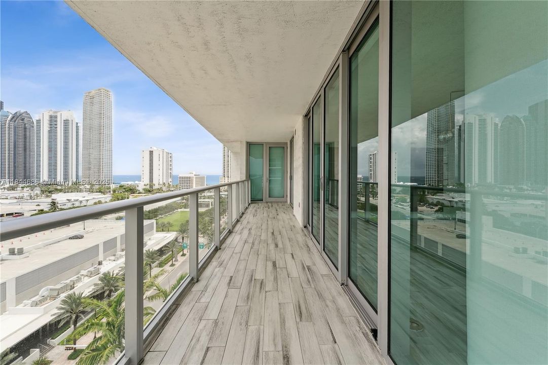 For Sale: $1,500,000 (3 beds, 3 baths, 1892 Square Feet)