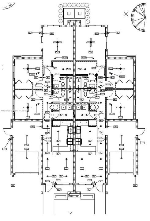 На продажу: $699,000 (0.21 acres)
