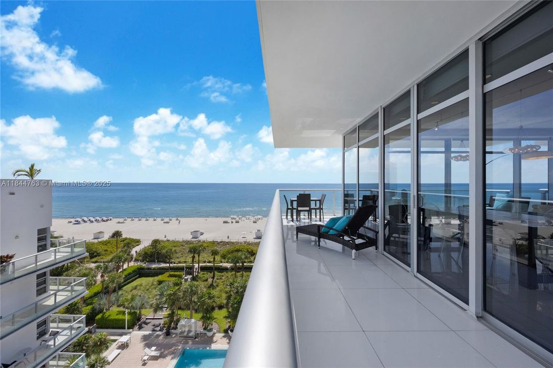 For Sale: $3,995,000 (3 beds, 2 baths, 1837 Square Feet)