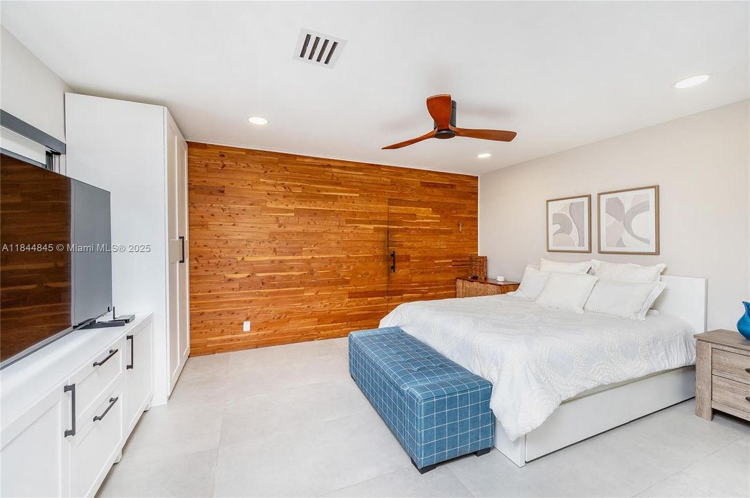 На продажу: $1,400,000 (4 спален, 3 ванн, 2242 Квадратных фут)