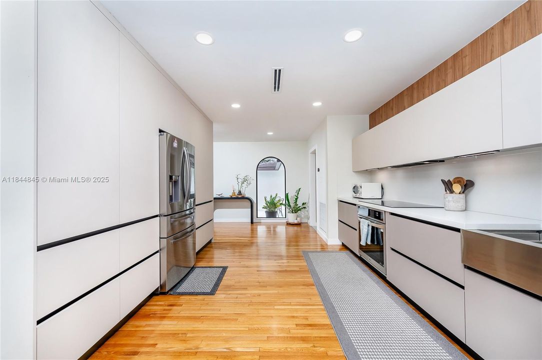 На продажу: $1,400,000 (4 спален, 3 ванн, 2242 Квадратных фут)