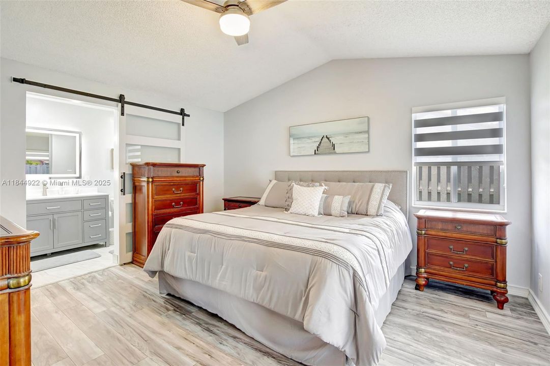 Недавно продано: $599,944 (3 спален, 2 ванн, 1368 Квадратных фут)