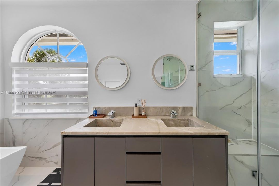 Active With Contract: $2,290,000 (5 beds, 3 baths, 3812 Square Feet)