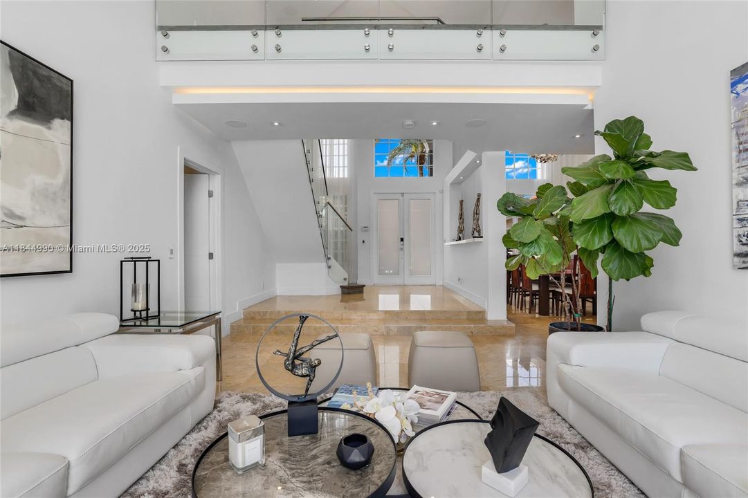 Active With Contract: $2,290,000 (5 beds, 3 baths, 3812 Square Feet)