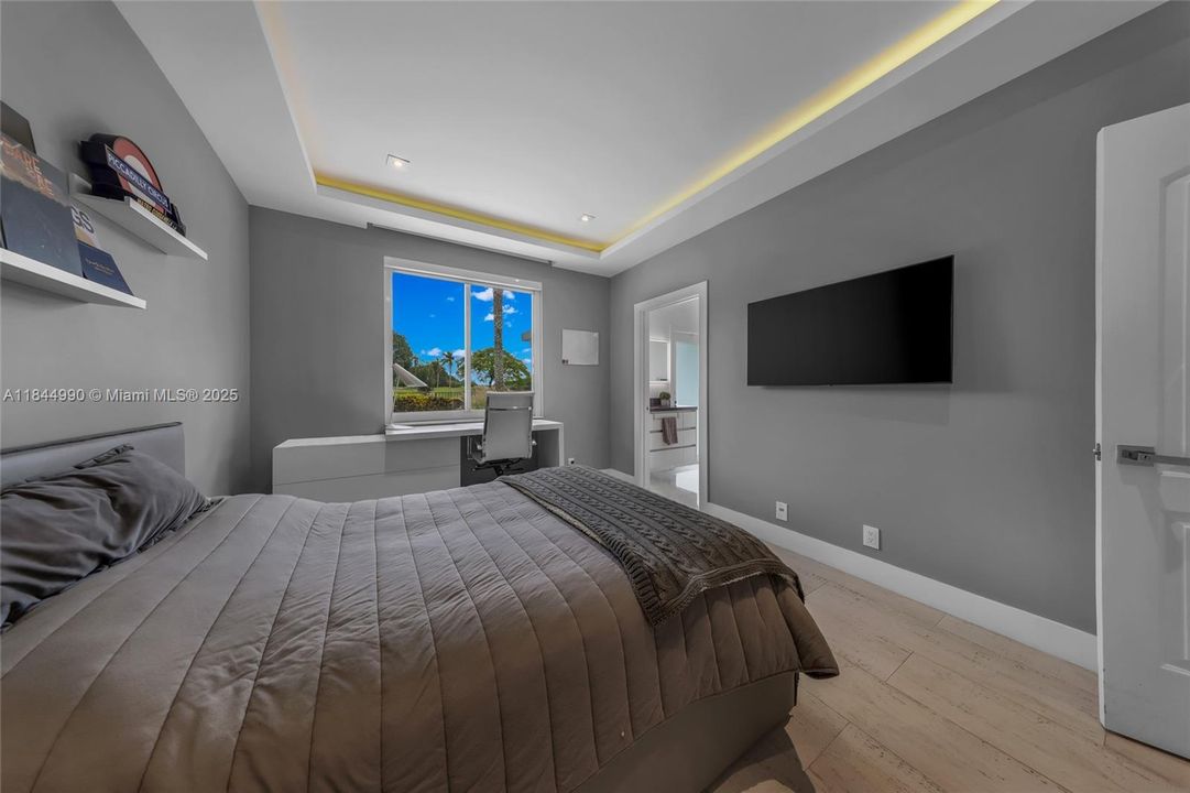 Active With Contract: $2,290,000 (5 beds, 3 baths, 3812 Square Feet)