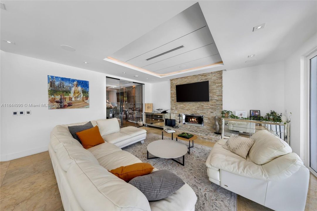 Active With Contract: $2,290,000 (5 beds, 3 baths, 3812 Square Feet)