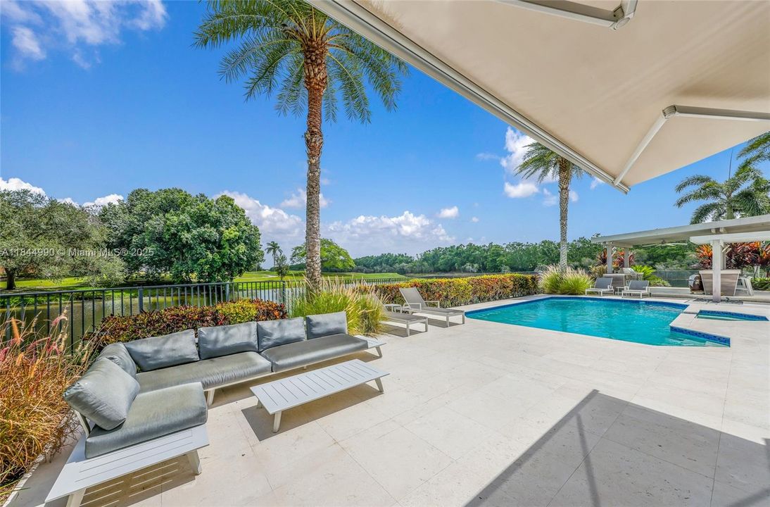 Active With Contract: $2,290,000 (5 beds, 3 baths, 3812 Square Feet)